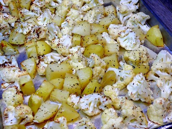 Cheesy Buffalo Roasted Cauliflower Potato Soup veggies