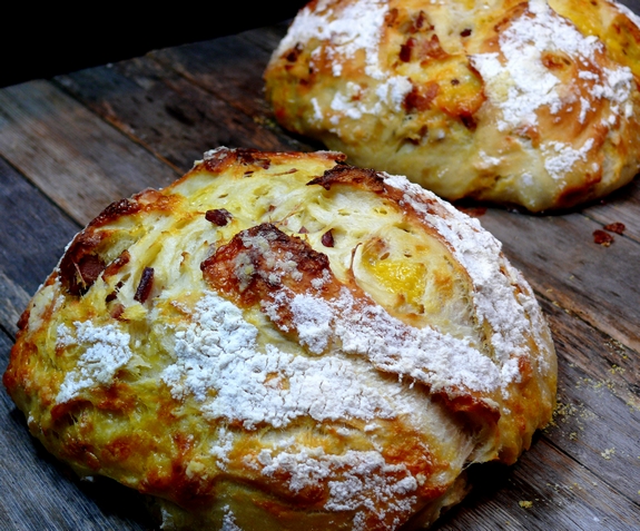 Easy Artisan Bacon Cheese Bread 