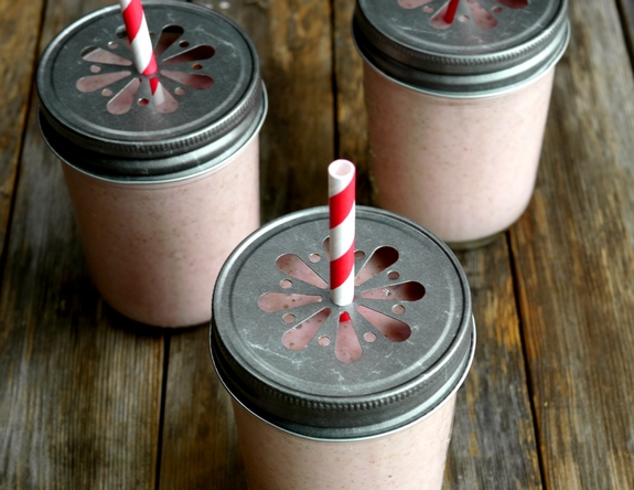 Strawberry Banana Quinoa Smoothie the kids will love it