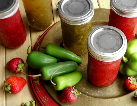 Strawberry Jam Pepper Jelly with FreshTech aerial view