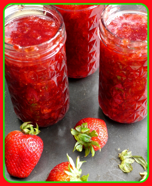 Strawberry Jam with FreshTech by Ball