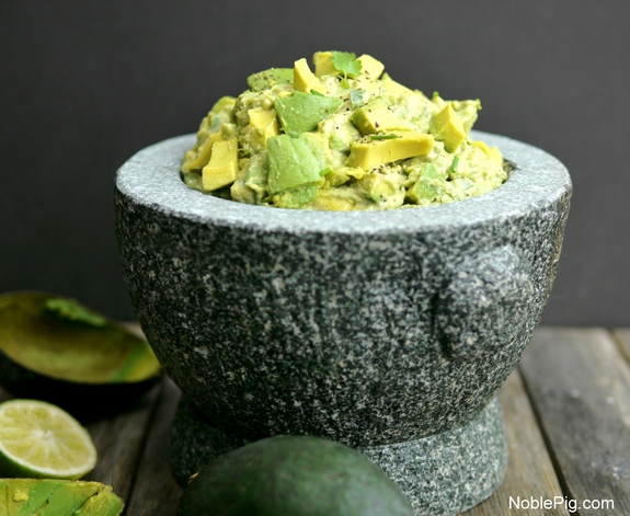 Guacamole in a bowl.