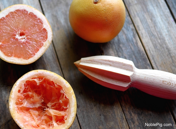 Zesty Grapefruit Sugar Scrub from Noble Pig sliced fruit