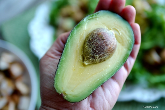 Southwest Chicken Avocado and Quinoa Lettuce Wraps great with an avocado