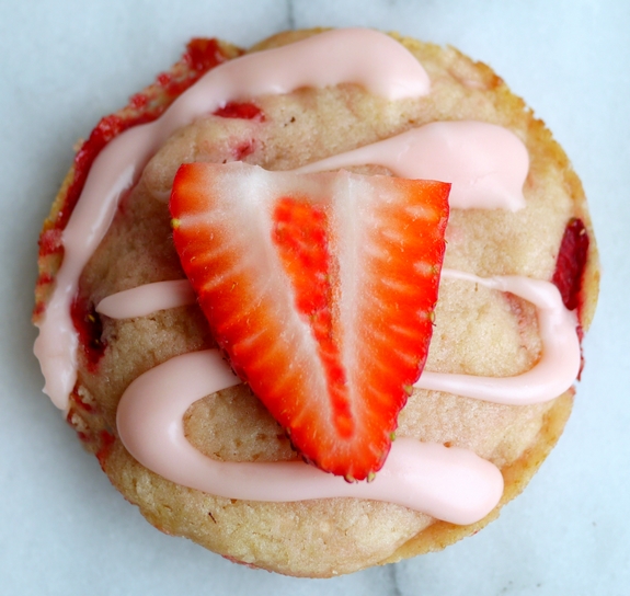 Strawberry Shortcake Cookies you cant just eat one