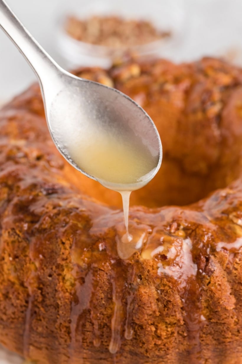 Bailey's Irish cream glaze