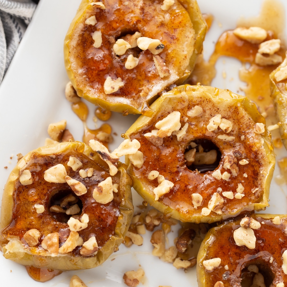 baked apples maple walnut sauce