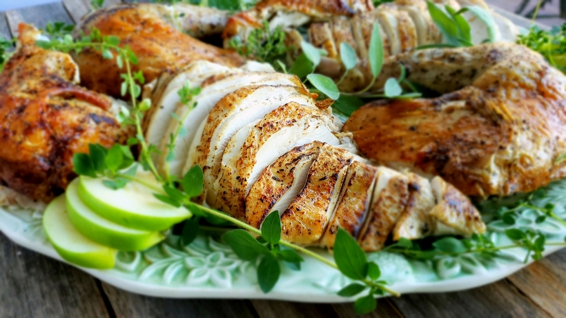 This Mayonnaise Turkey is self-basting, just one of the reasons it is the best turkey you will ever make. Even the juicy leftovers will have you wondering why you've made your turkey any other way. #turkey #mayonnaiseturkeyrecipe #mayonnaiseturkey #mayonnaisethanksgivingturkey #turkeyrecipes #thanksgivingturkey #juicythanksgivingturkey #turkeybrine #juicyturkey 