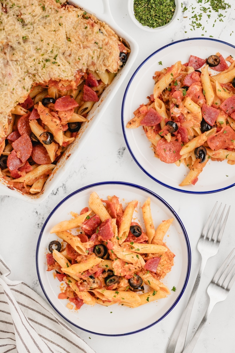 I'm up for pizza in any guise and this Pizza Casserole is a great option. Opting for pasta as a substitute for the base, rather than traditional pizza dough, offers a speedy solution—quicker than DIY or probably even waiting for a delivery. With just a handful of ingredients, pizza night gets a unique twist without sacrificing the deliciousness. pizza casserole for dinner
