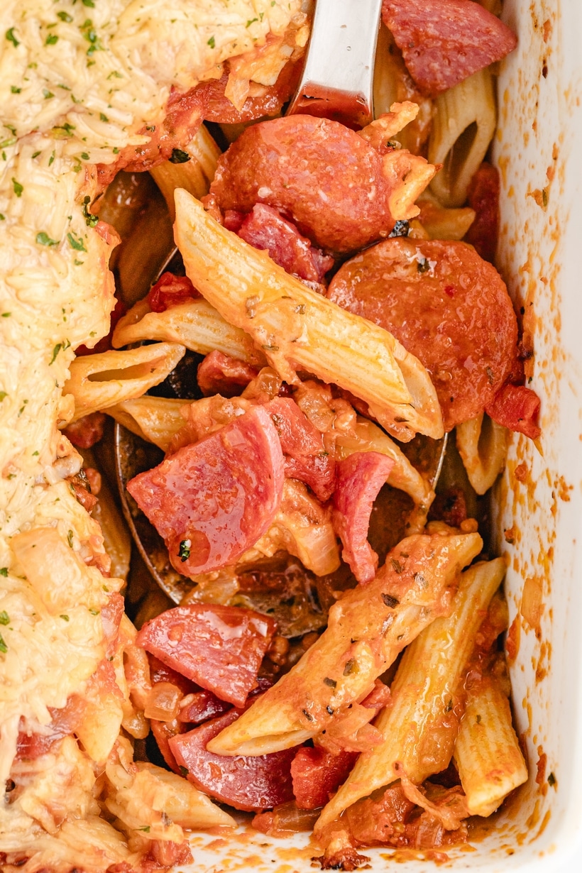I'm up for pizza in any guise and this Pizza Casserole is a great option. Opting for pasta as a substitute for the base, rather than traditional pizza dough, offers a speedy solution—quicker than DIY or probably even waiting for a delivery. With just a handful of ingredients, pizza night gets a unique twist without sacrificing the deliciousness. pizza casserole with pasta