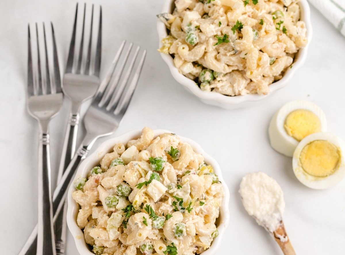 Add pizzazz to your meals with Spicy Horseradish Macaroni Salad. This side dish is great for grilling, potlucks, or weeknight dinners. spicy pasta salad