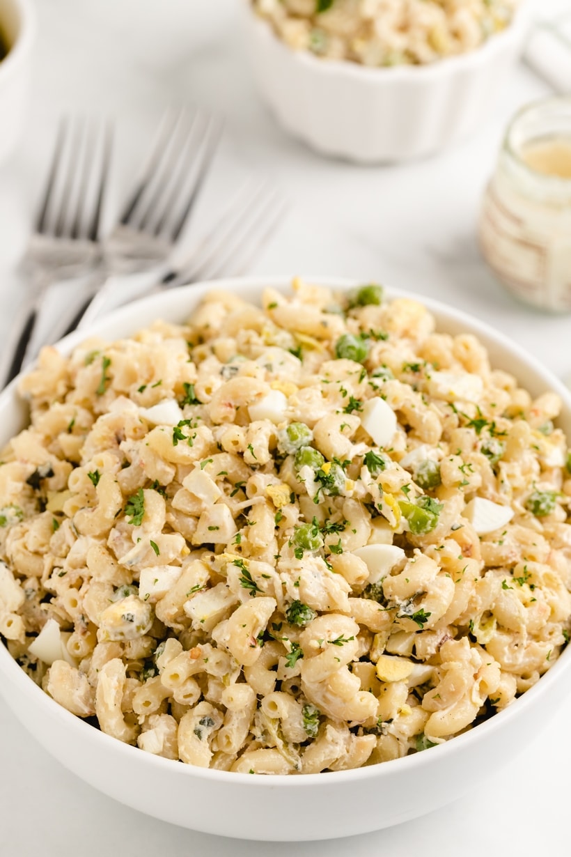 Add pizzazz to your meals with Spicy Horseradish Macaroni Salad. This side dish is great for grilling, potlucks, or weeknight dinners. spicy horseradish macaroni salad