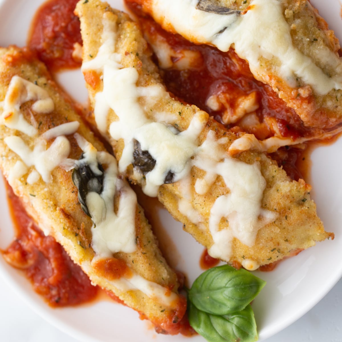 Chicken Tenderloin Marinara Bake