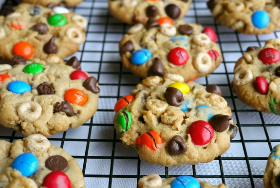 Soft Baked Cheerio Monster Cookies are delicious