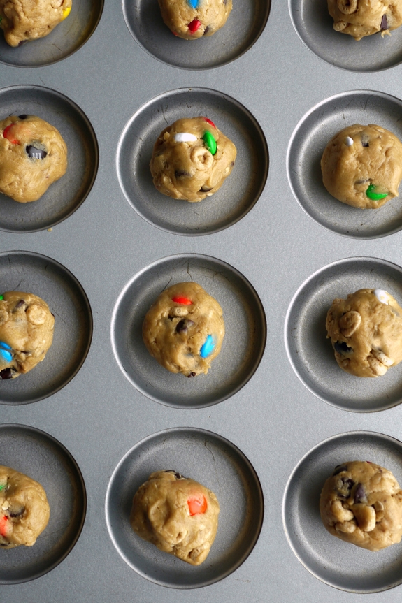 Soft Baked Cheerio Monster Cookies, pan
