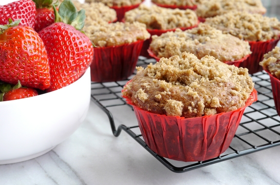Bakery Style Strawberry Yogurt Crumb Muffins