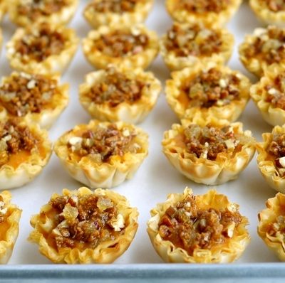 Pumpkin Pie Bites with Gingerbread Streusel