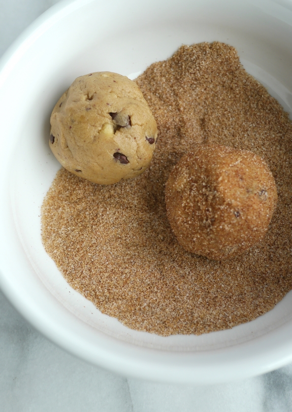 The Quickest Peanut Butter Banana Chocolate Chip Cookies 