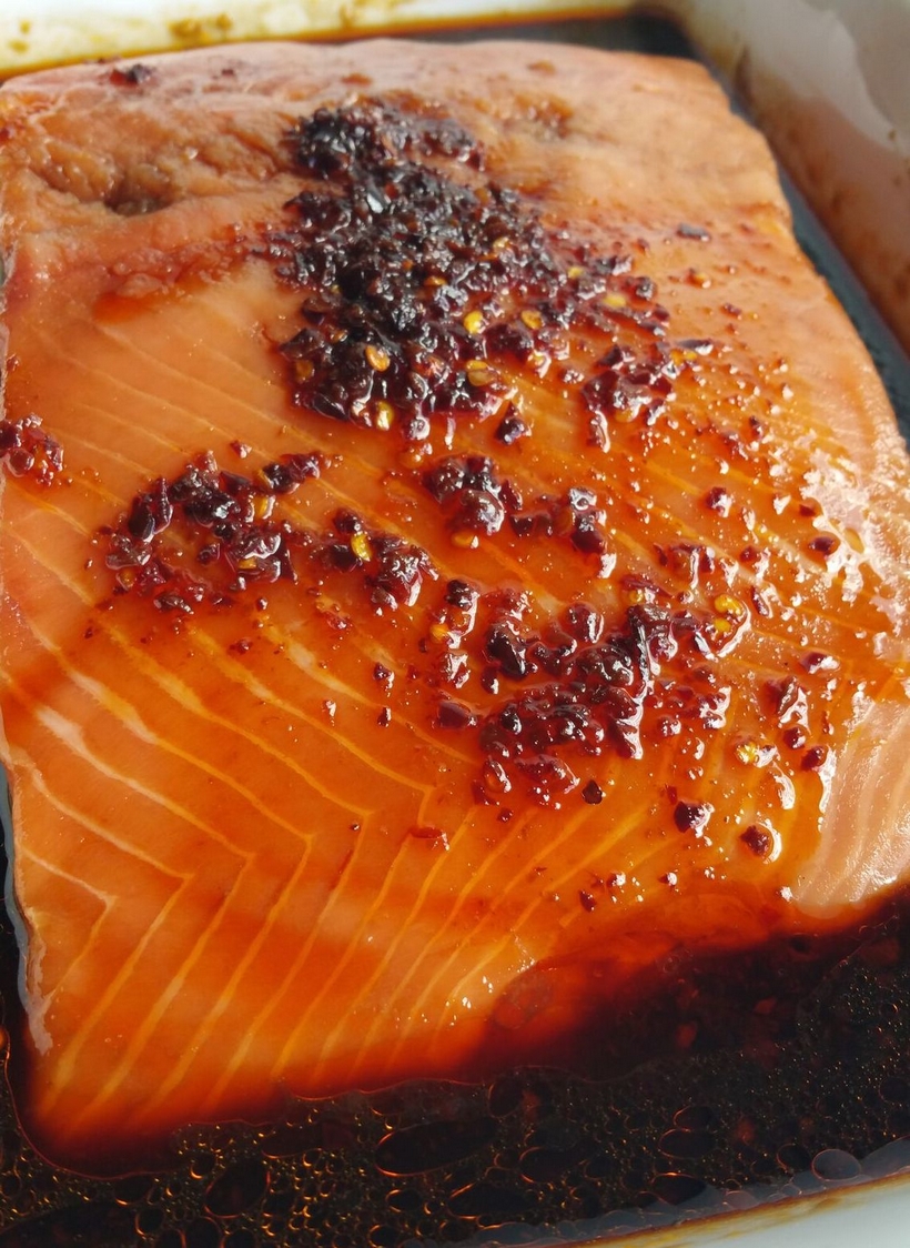 Salmon and Zucchini Noodles with Spicy Peanut Sauce, the refreshing and zesty sauce will make a lasting impression on everyone who is lucky enough to join you for this meal.