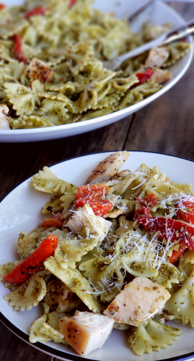 Get dinner on the table with this Quick Chicken and Pesto Pasta. It's full of flavor and makes great leftovers for lunch. Two bowls of the recipe