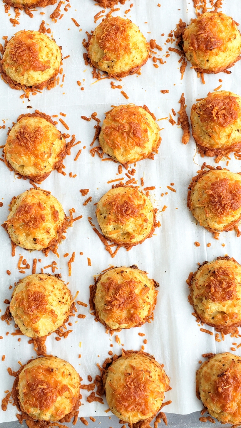 Crispy, cheesy and tasty, these Baked (Low Carb) Parmesan Cauli-Tots are the answer to a healthy dinner side dish everyone in the family will love. #noblepig #cauliflower #tatertots