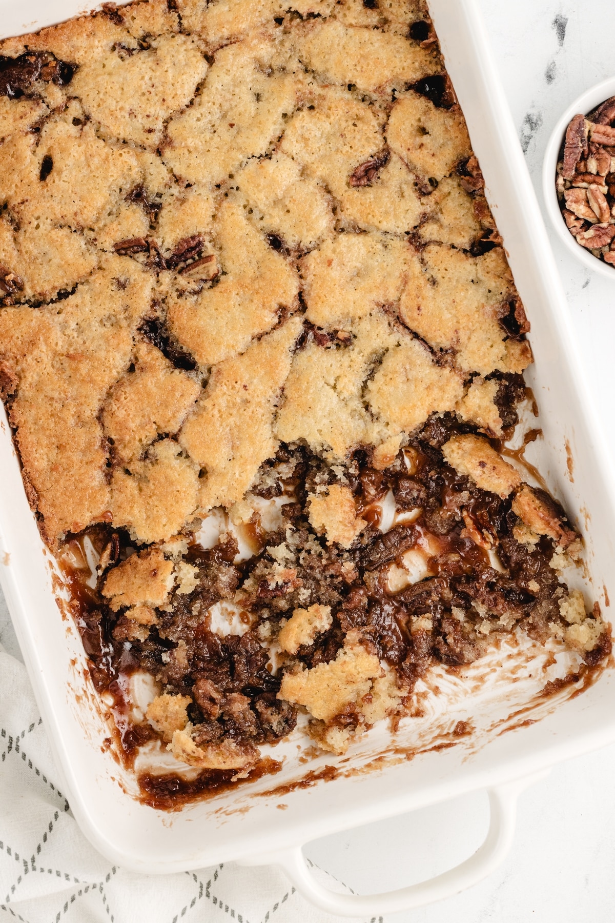 cobbler with pecans