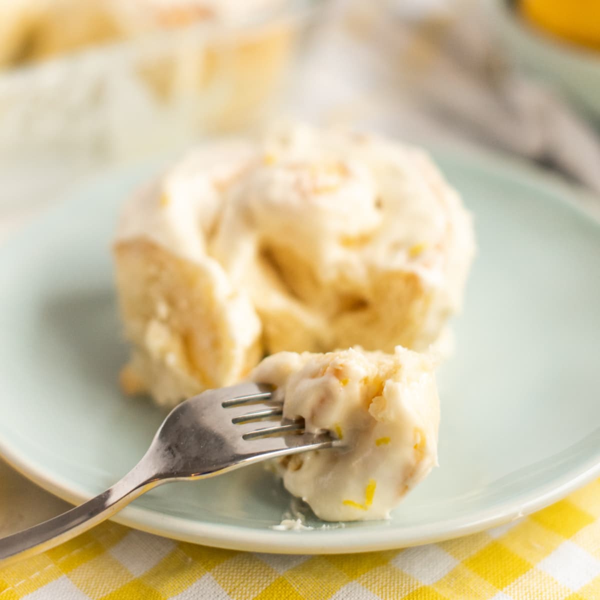 Lemon Buns with Lemon Cream Cheese Icing
