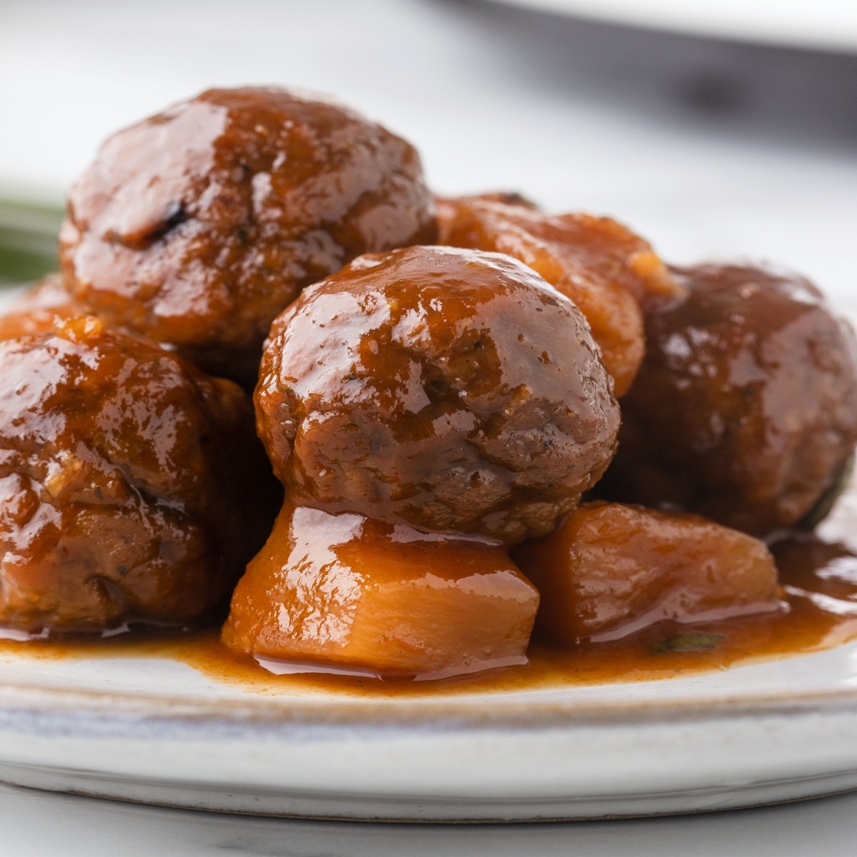 slow cooker Hawaiian meatballs