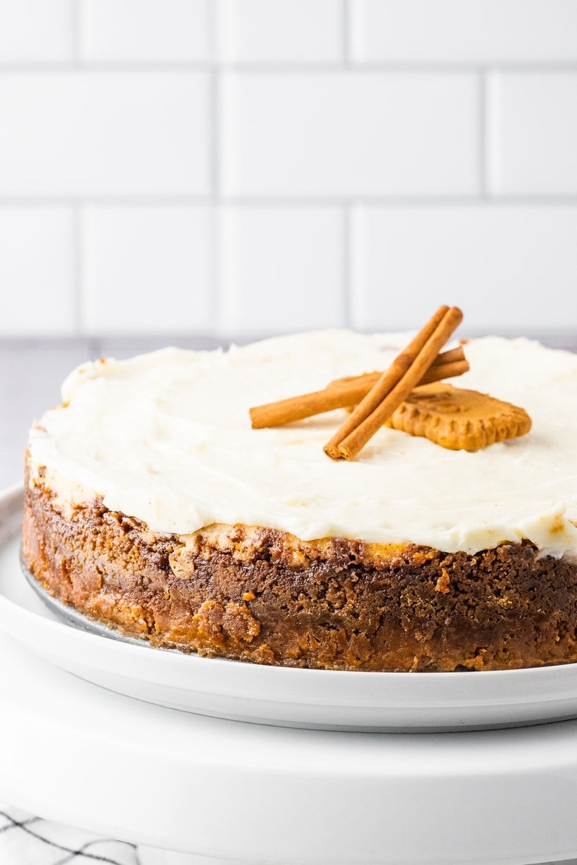 Have you enjoyed a slice of the Cinnabon Cinnamon Swirl Cheesecake from the Cheesecake Factory? While that cheesecake includes layers of vanilla crunch cake, this "cheesecake only" version is creamy and delicious, with thick veins of cinnamon swirl running through the middle. Every bite of this tangy and sweet cheesecake is covered in a cream cheese glaze and reminiscent of your favorite cinnamon roll. cheesecake factory cinnabon cheesecake