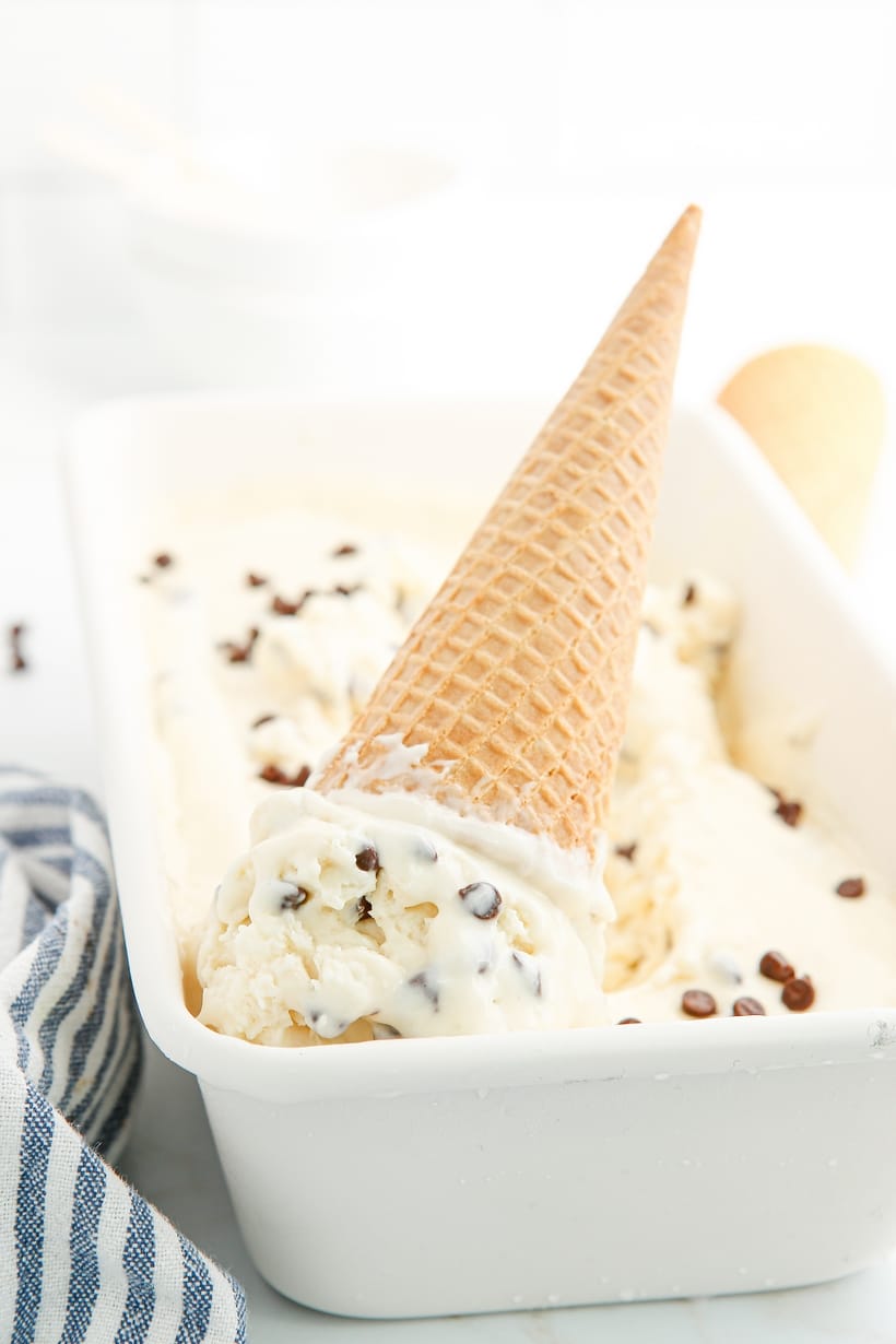 Chocolate Chip Cookie Dough Ice Cream, arguably the most classic combo, when it comes to making a mash up of cookie and ice cream flavors. This no churn version takes a short cut and does not require purchasing a tub of cookie dough to make it happen. chocolate chip cookie dough