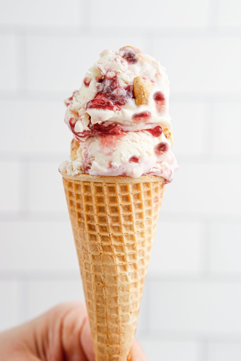Baseball Nut Ice Cream (Baskin Robbins Copycat)