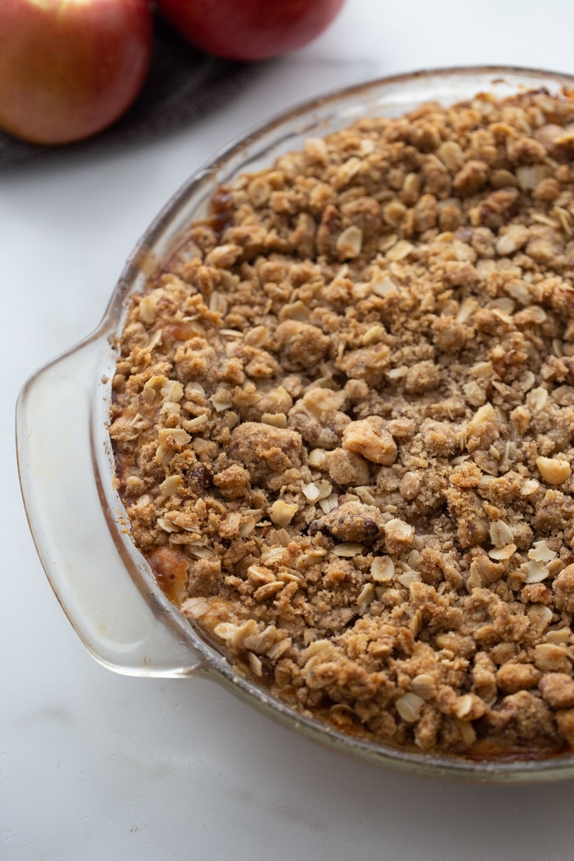 Indulge in the perfect blend of creamy and crunchy with this Cream Cheese Apple Crisp recipe. The warmth of baked apples and the richness of cream cheese add an exciting twist to your traditional apple crisp ensemble. apple crisp with cream cheese