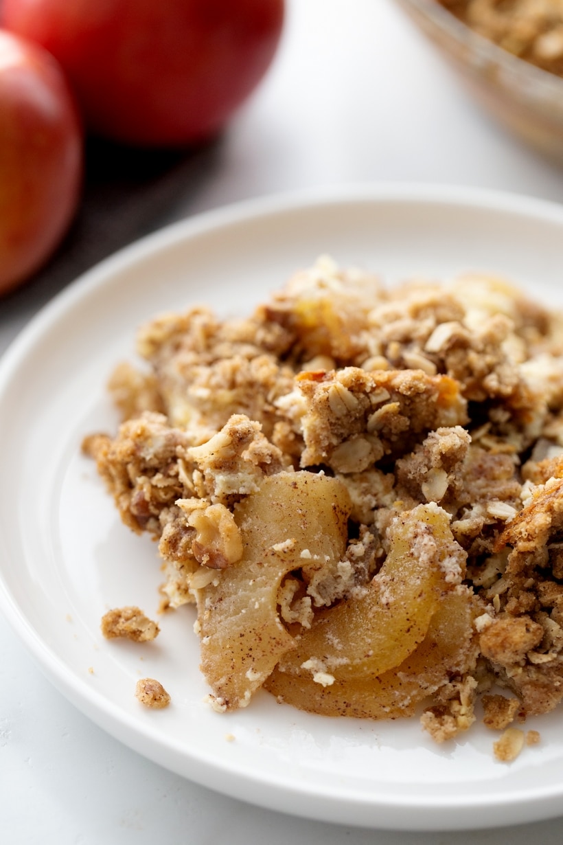 Indulge in the perfect blend of creamy and crunchy with this Cream Cheese Apple Crisp recipe. The warmth of baked apples and the richness of cream cheese add an exciting twist to your traditional apple crisp ensemble. apple cheesecake crisp