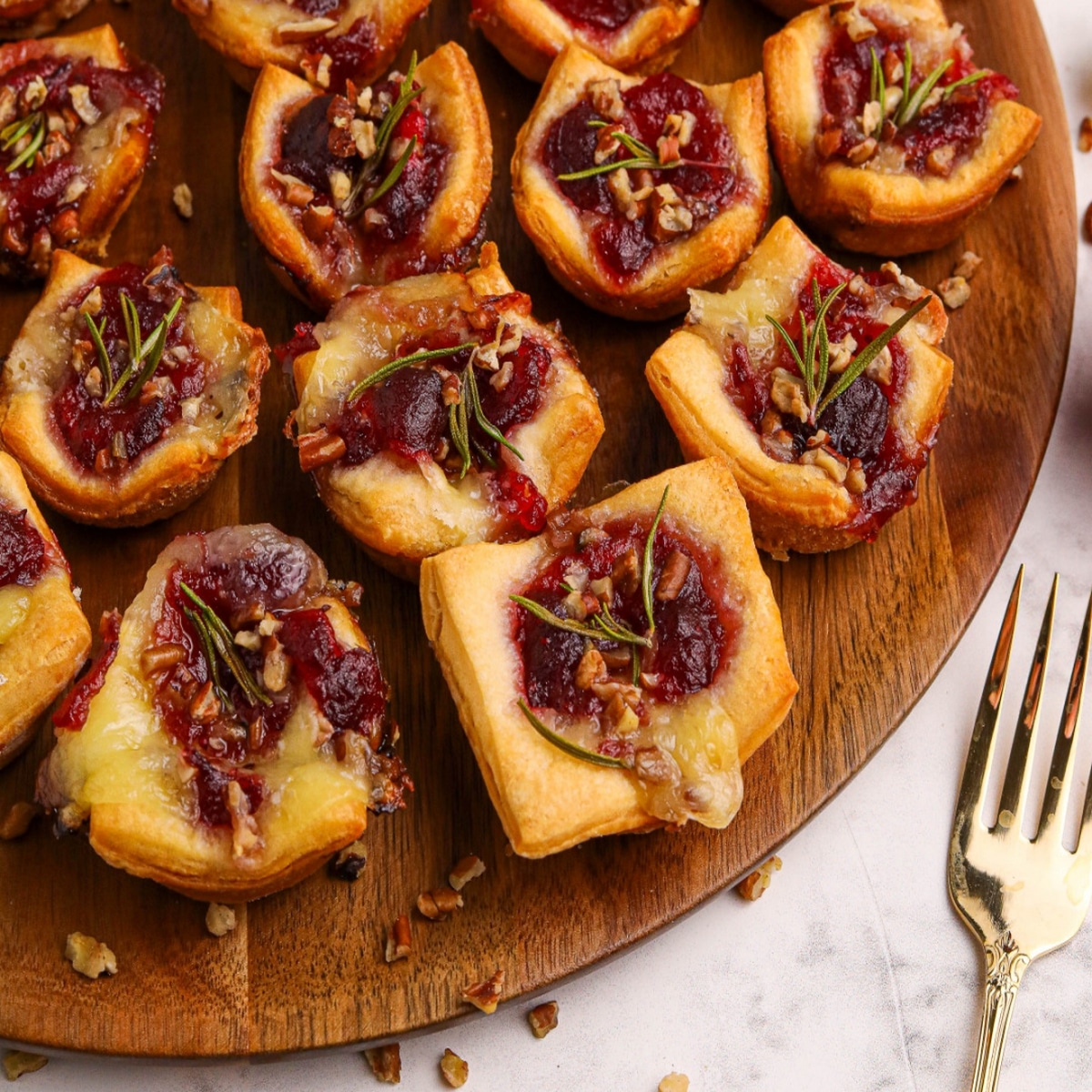 cranberry brie bites