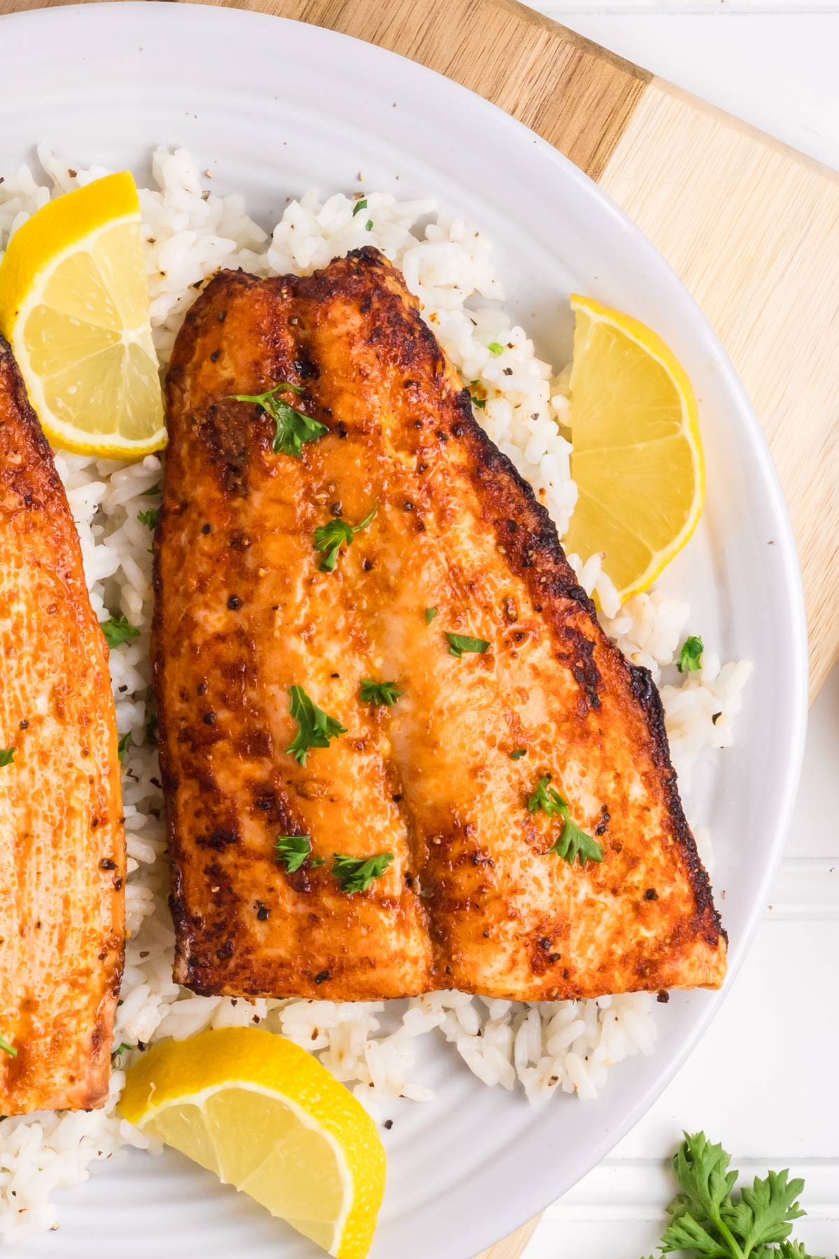 air fryer frozen salmon fillets cooked from frozen on a plate