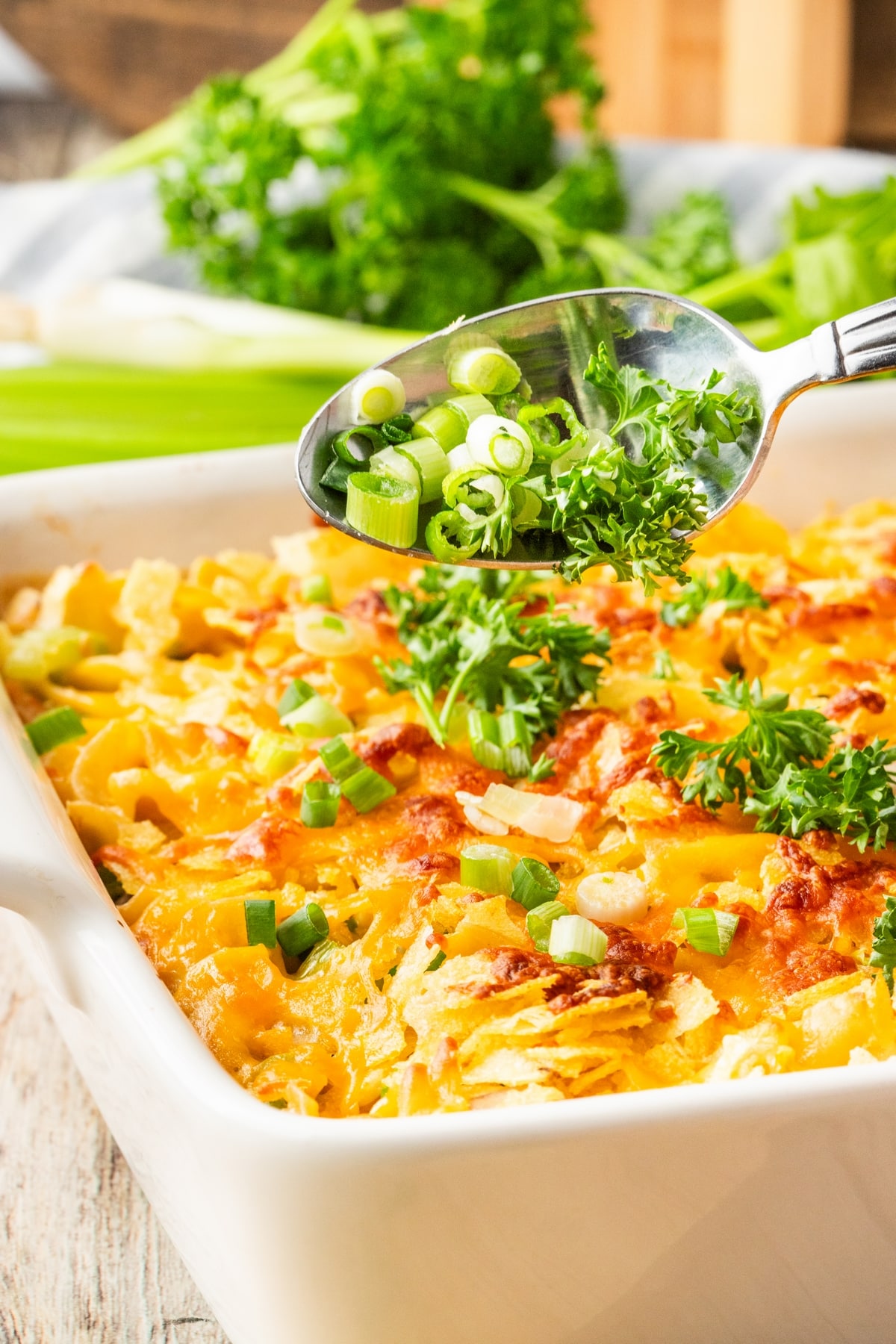 I have always loved tuna casserole, it's one of the iconic comfort meals of my childhood. The creamy sauce, with the irresistible crunch of potato chips on top makes it a truly crave-worthy meal. tuna casserole recipe
