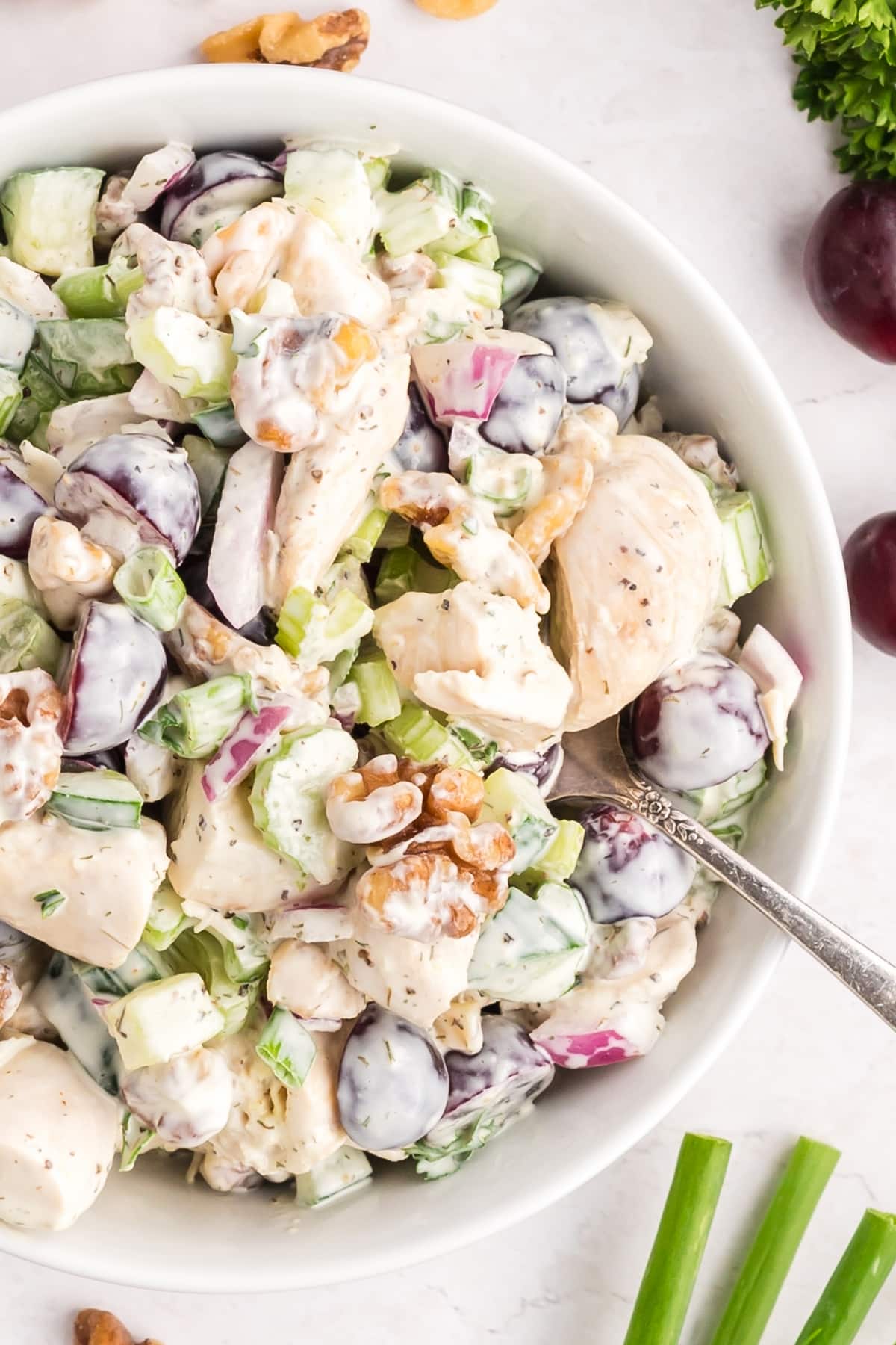 chicken salad with grapes and walnuts