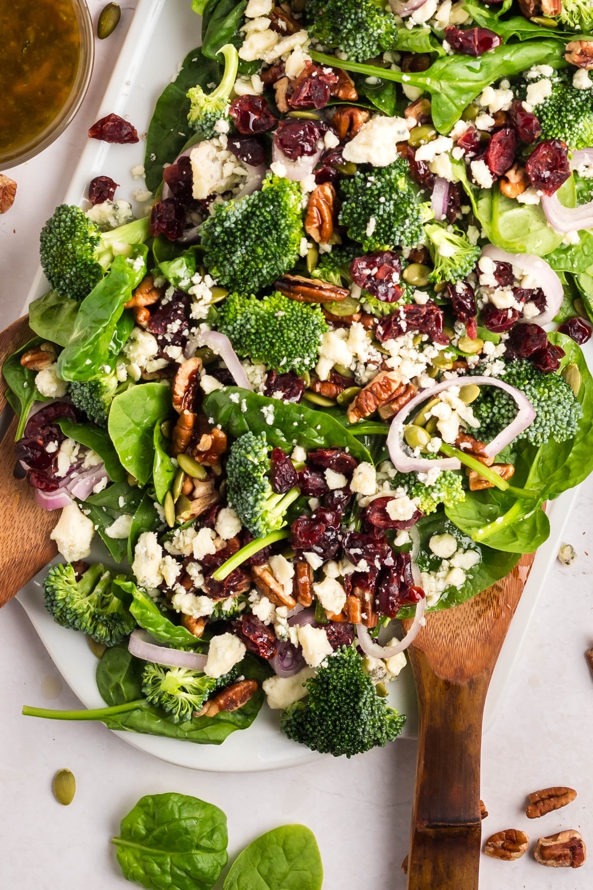 spinach dressing salad