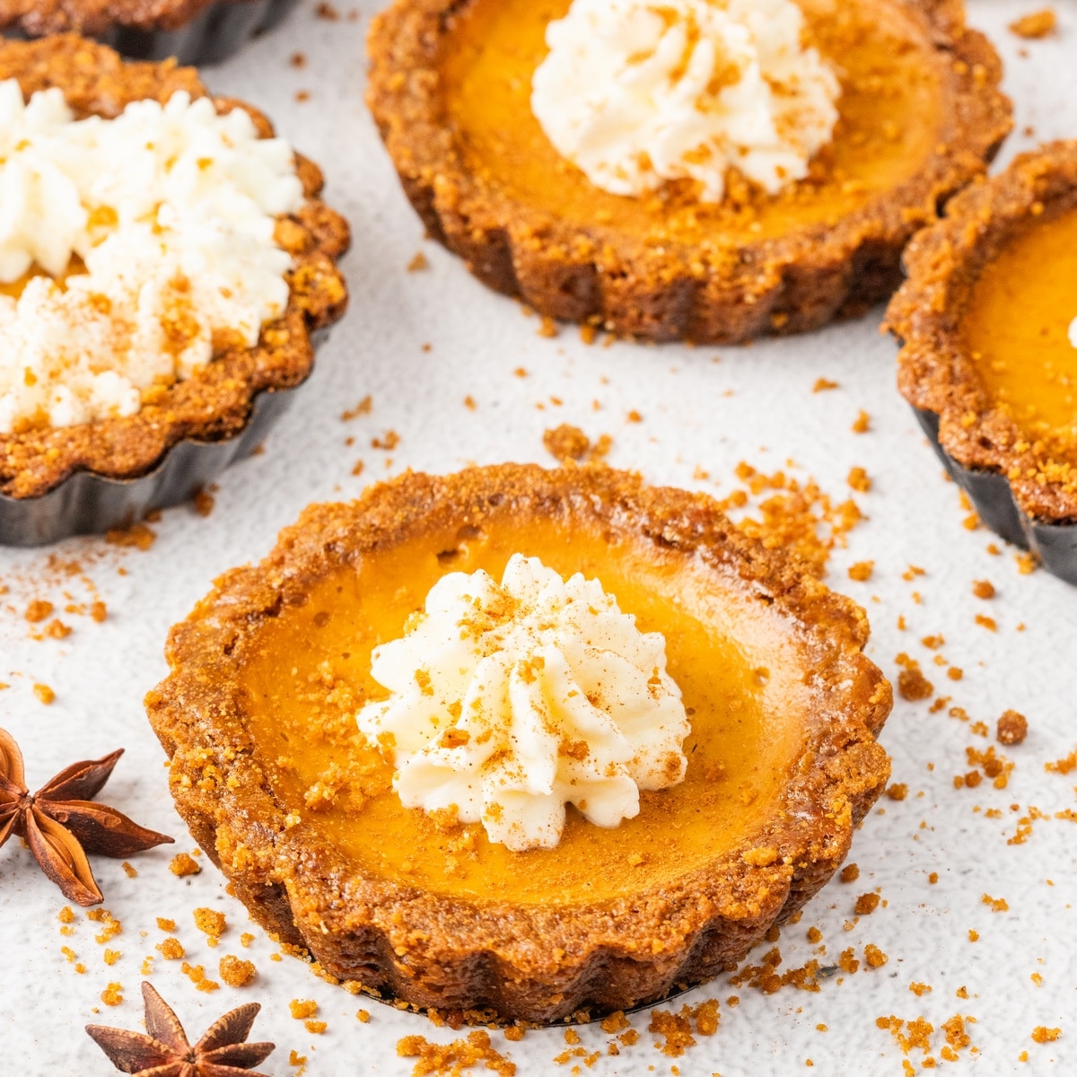 Mini Pumpkin Tarts with Gingersnap Crust