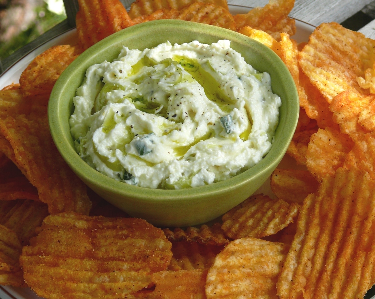 feta pepper dip