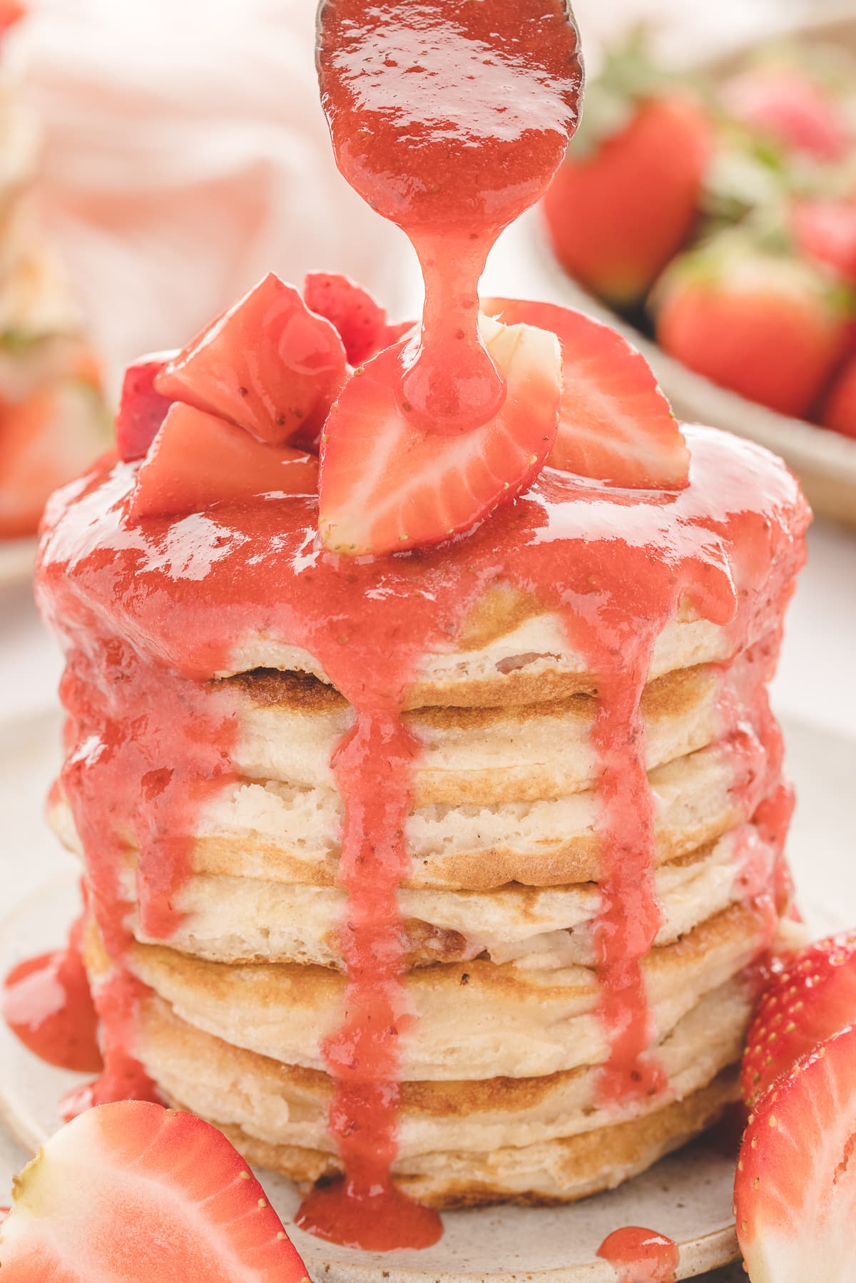 Strawberry Pancakes with Homemade Strawberry Sauce strawberry-pancakes-with-homemade-strawberry-sauce