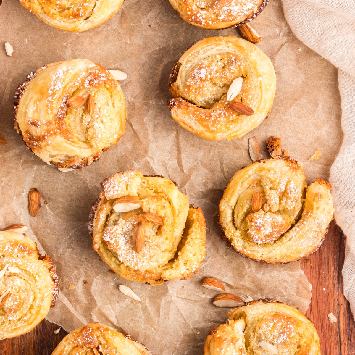 Almond Cruffin