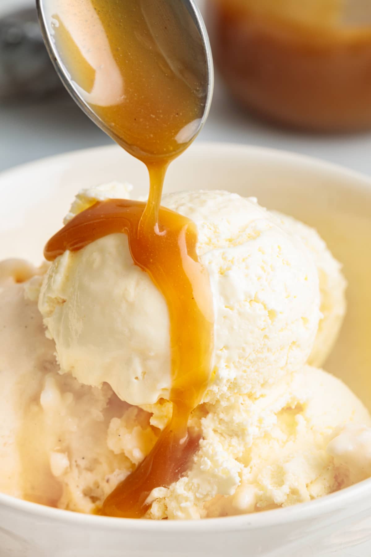 maple-caramel-sauce-over-ice-cream